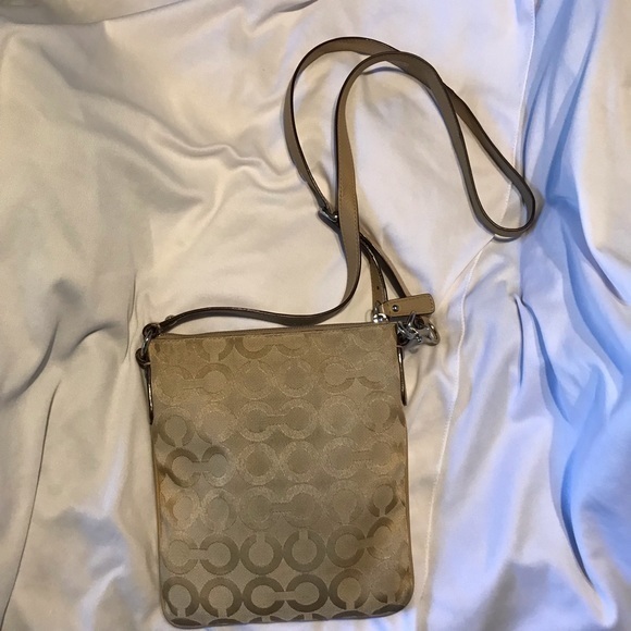 COACH Signature C Monogram Crossbody Bag - Picture 4 of 8